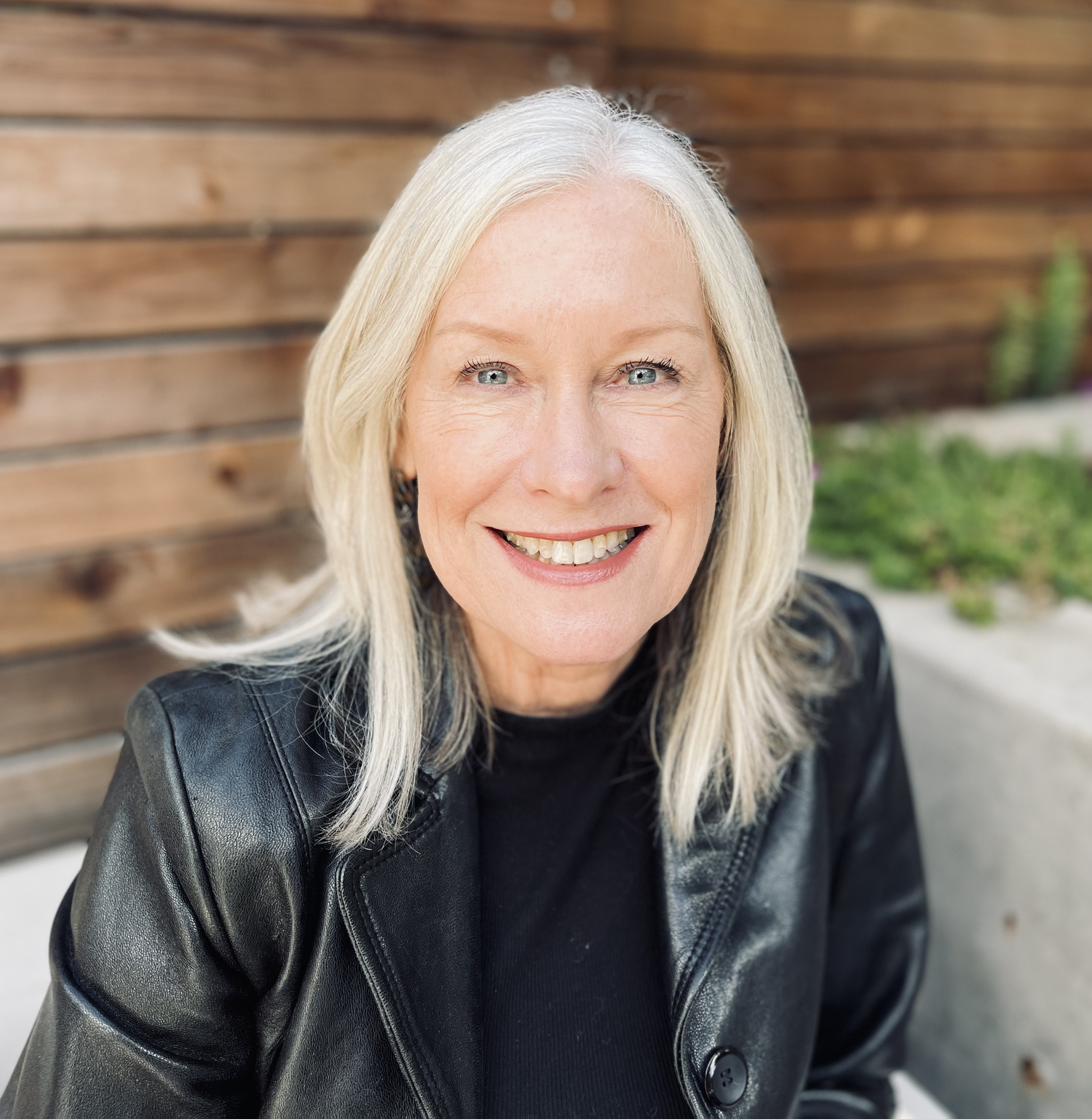 Sharon Gillenwater, successful woman tech founder with $25M exit, mentoring female entrepreneurs